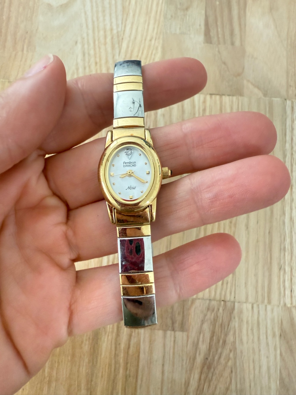 Armitron Diamond ladies oval two tone expansion bracelet watch NEW BATTERY